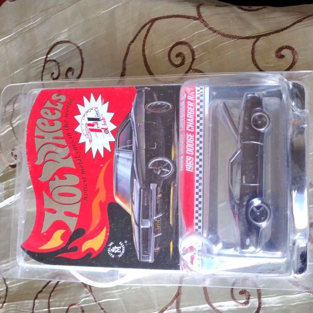 Brand new 2020 1969 Hot Wheels RLC 1969 Dodge Charger